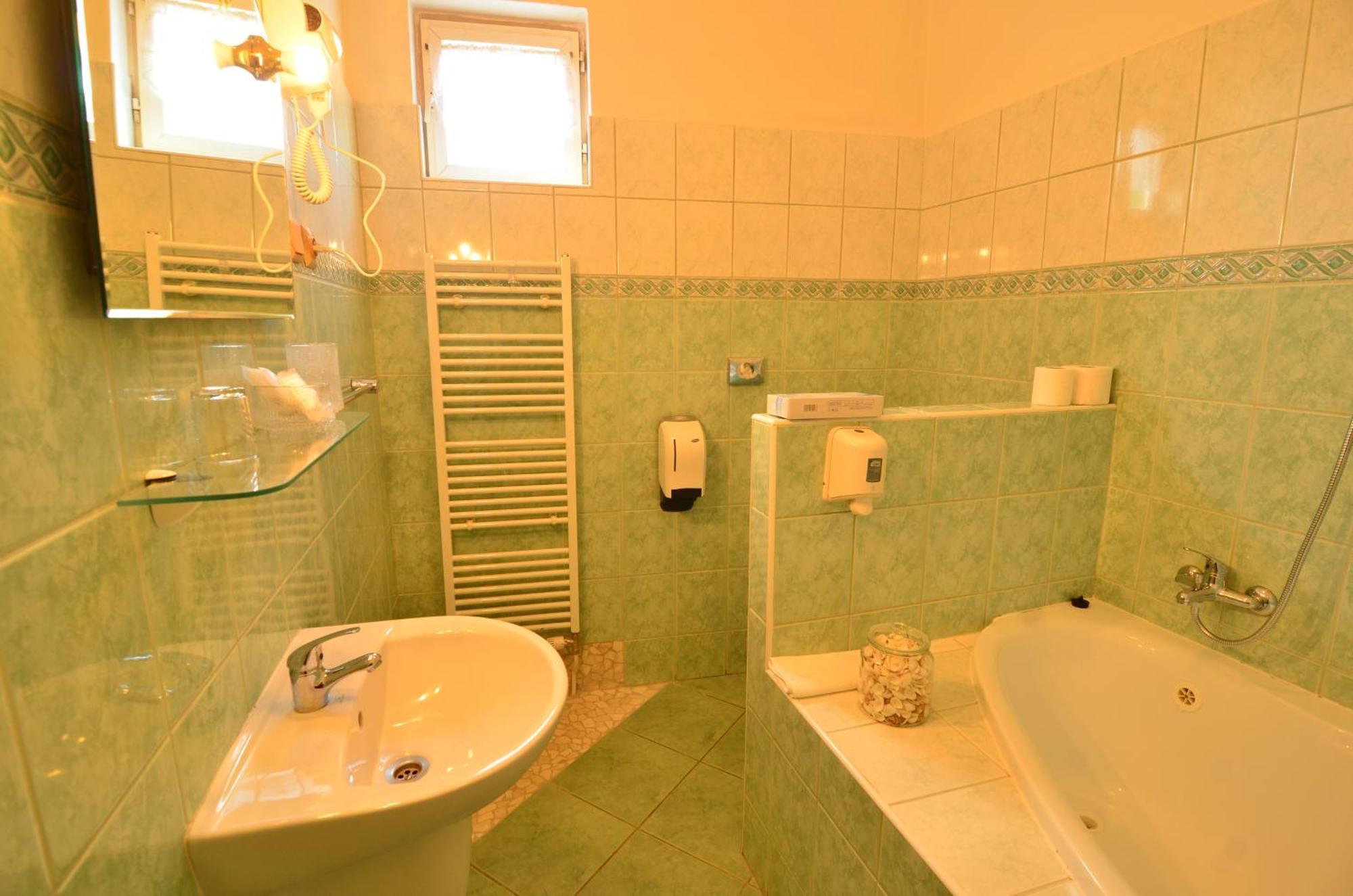 Baronka Bed & Breakfast & Bistrot Betliar Exterior foto