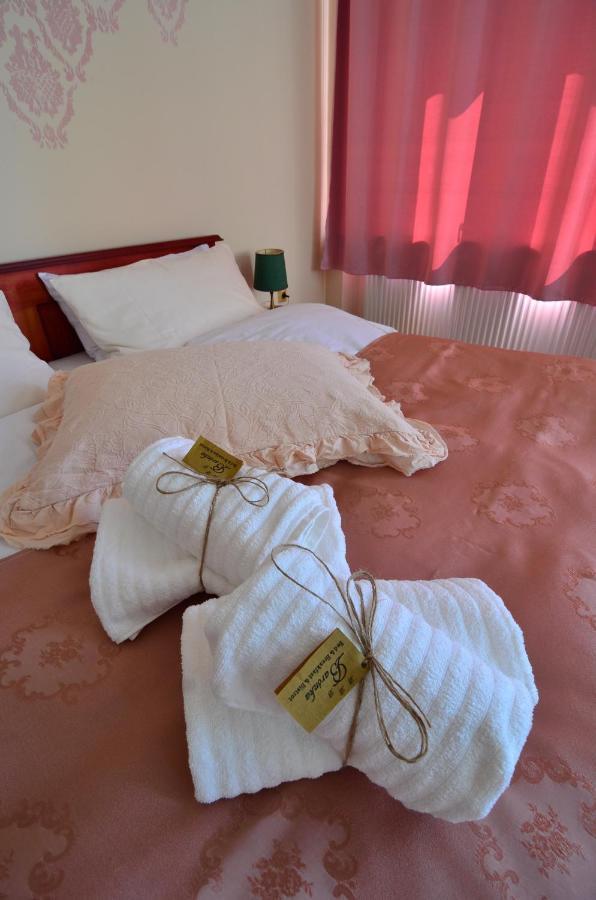 Baronka Bed & Breakfast & Bistrot Betliar Exterior foto